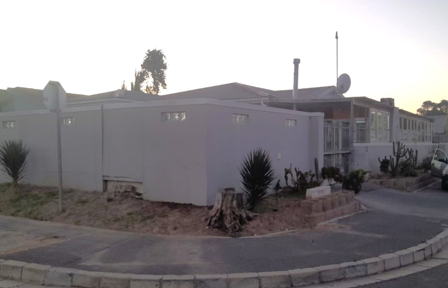 3 Bedroom Property for Sale in Croydon Western Cape